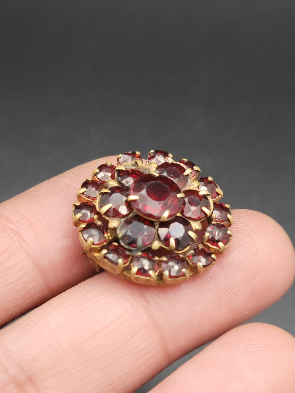 Antique Victorian Bohemian Garnet Cluster Brooch, c1870s–1880s - Picture 2 of 12
